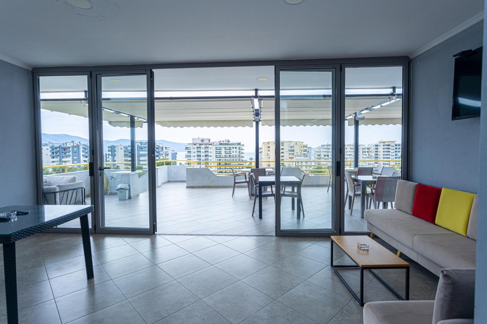 Hotel Olti Vlorë Εξωτερικό φωτογραφία