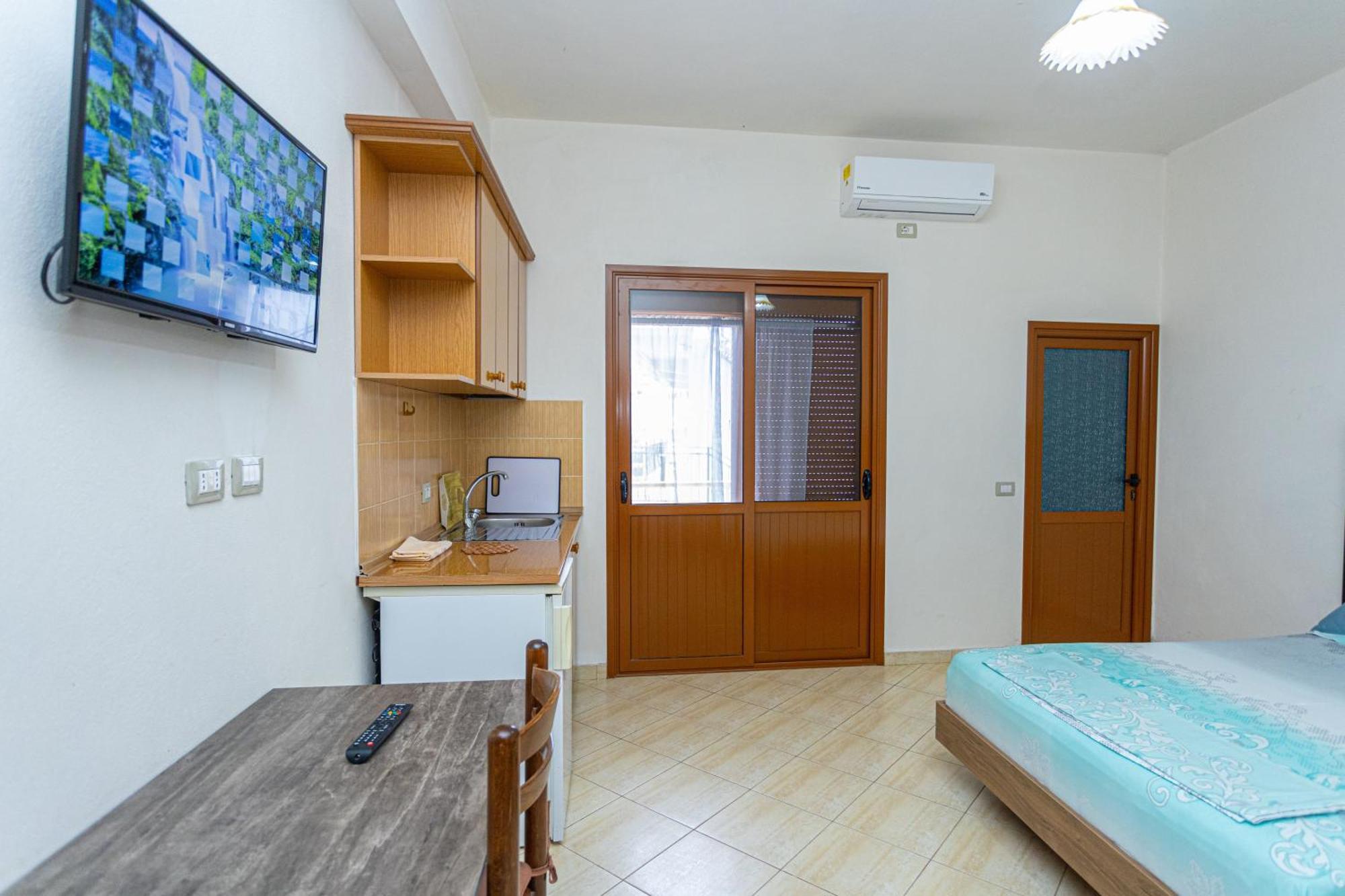 Hotel Olti Vlorë Εξωτερικό φωτογραφία