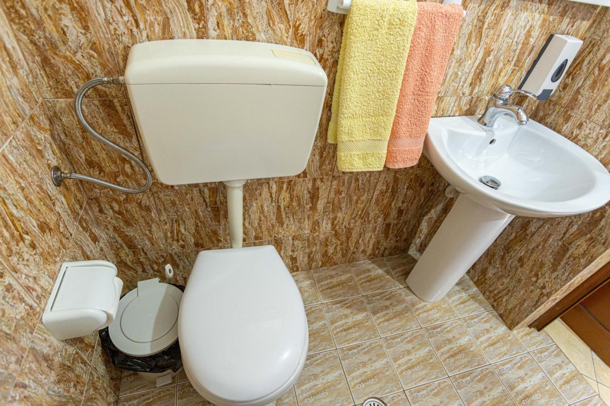 Hotel Olti Vlorë Εξωτερικό φωτογραφία